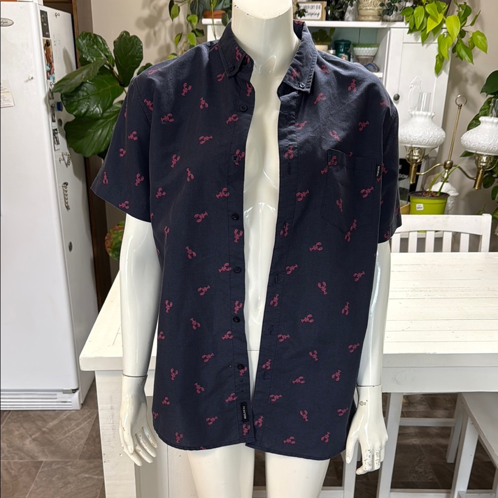MOLOKA Navy button up short sleeve lobster, surf company Lg tropical shirt